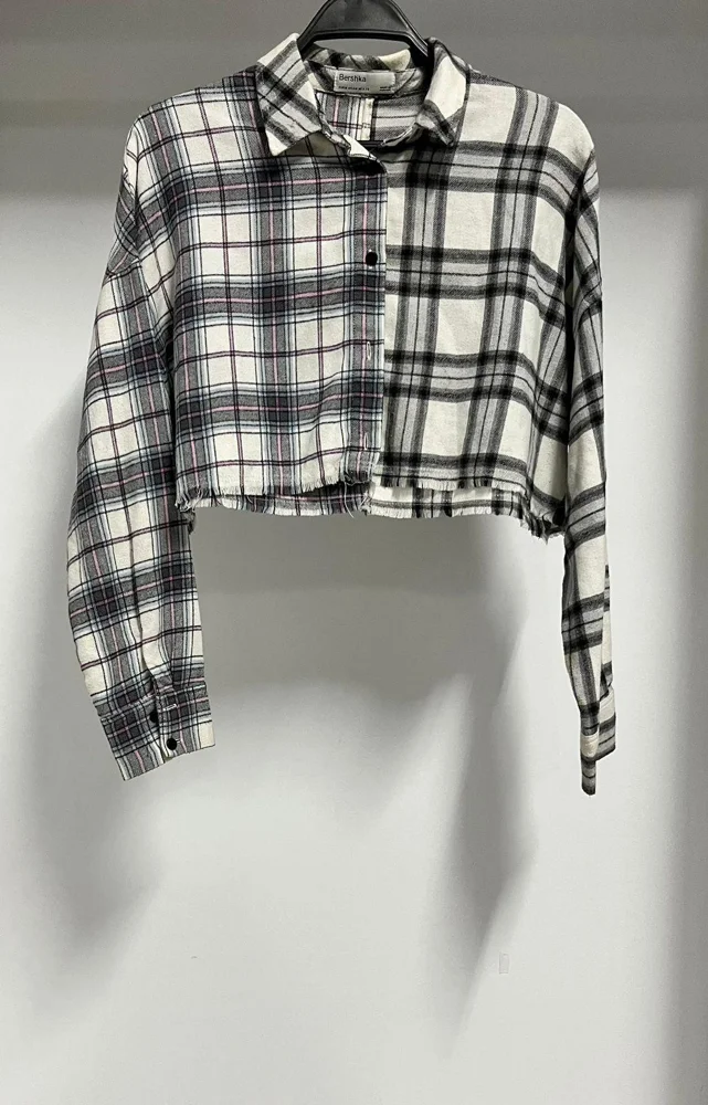 Bershka أكمام طويلة