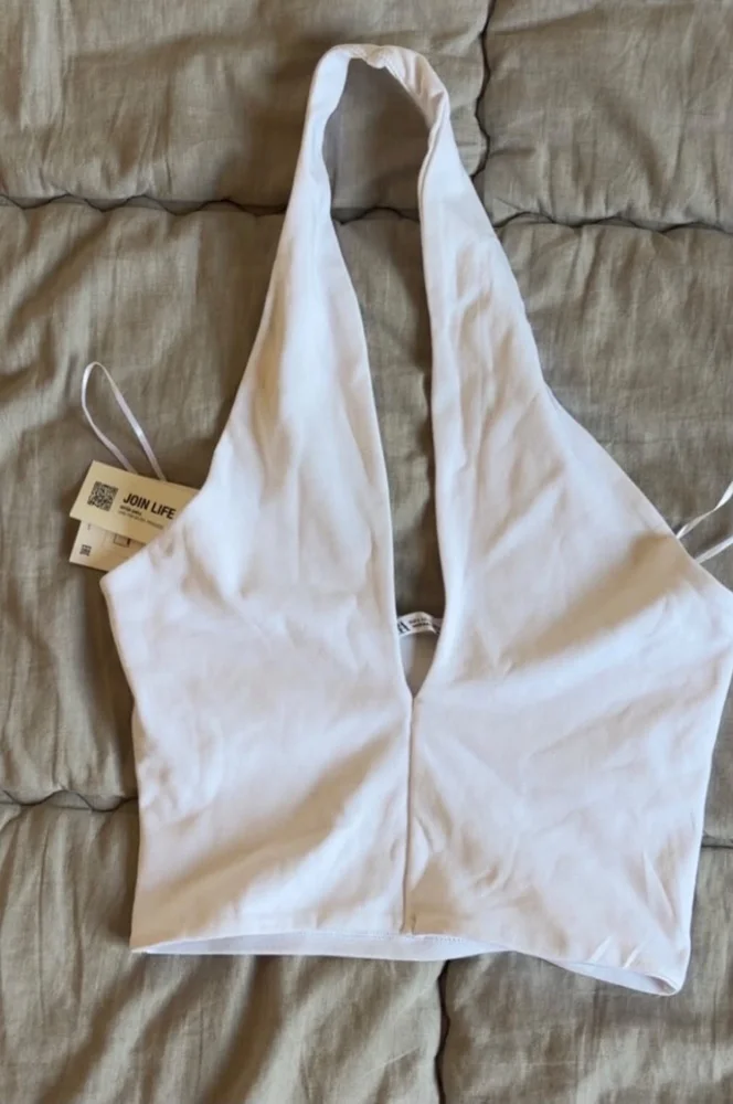 Zara بلوزات