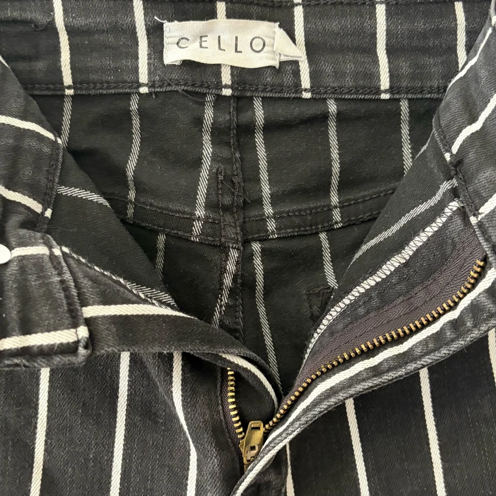 Dolls Kill Jeans, size S / 36 / 8, photo 4