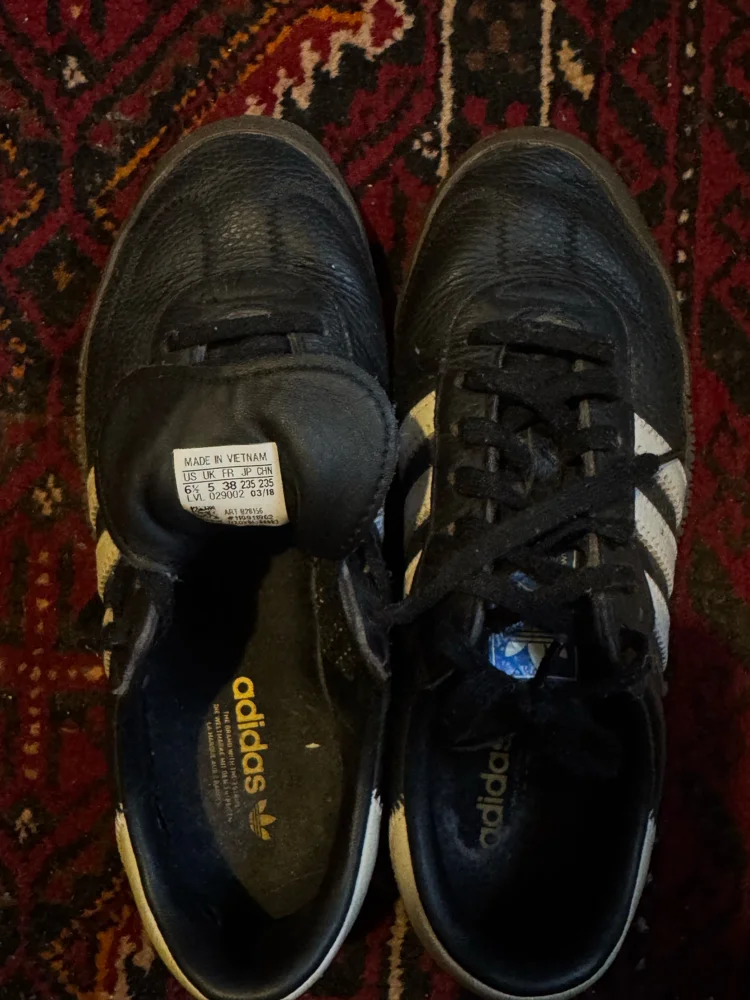 adidas أحذية، حالة جيدة جداً، صورة 3