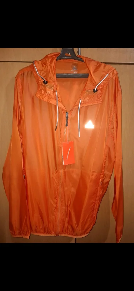 Peak Athletic Jackets