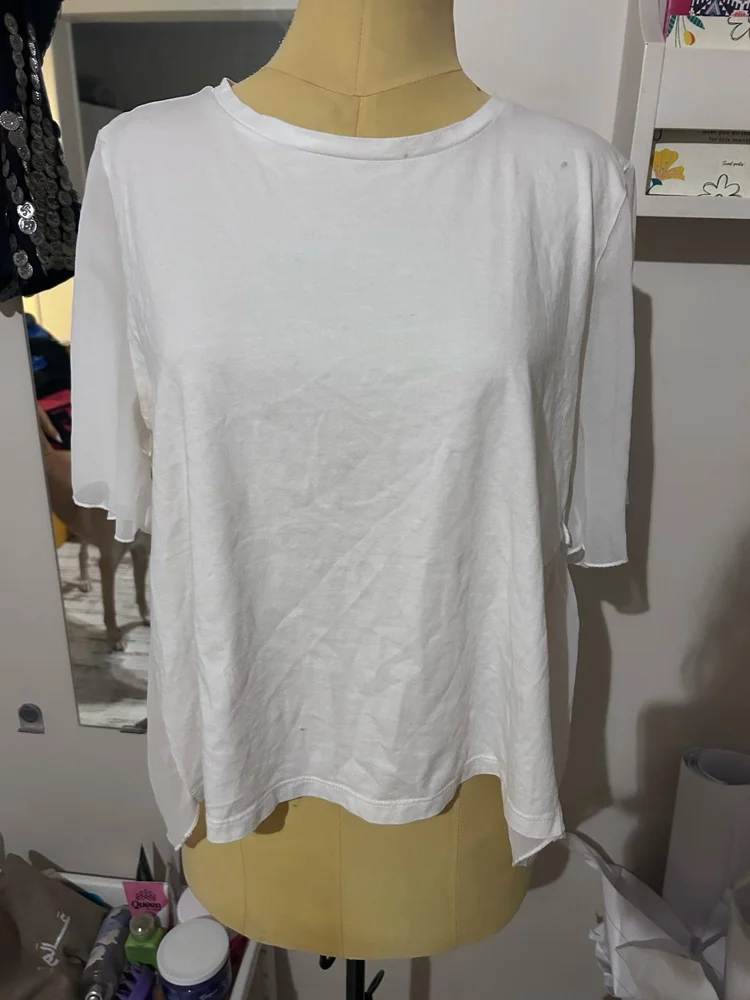 Zara بلوزات