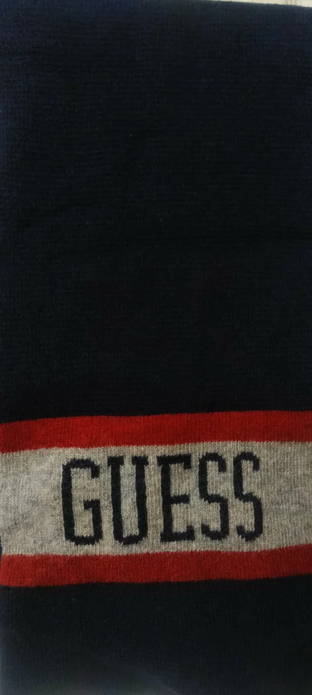 GUESS Scarves & Shawls, Excellent, photo 3