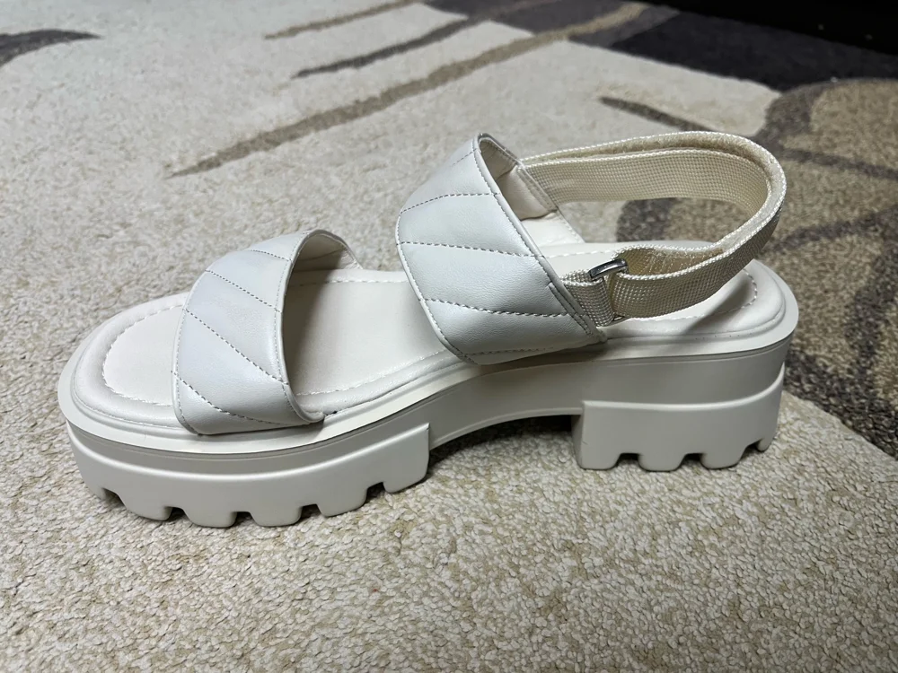 deja vu Sandals, Excellent, size 40, photo 3