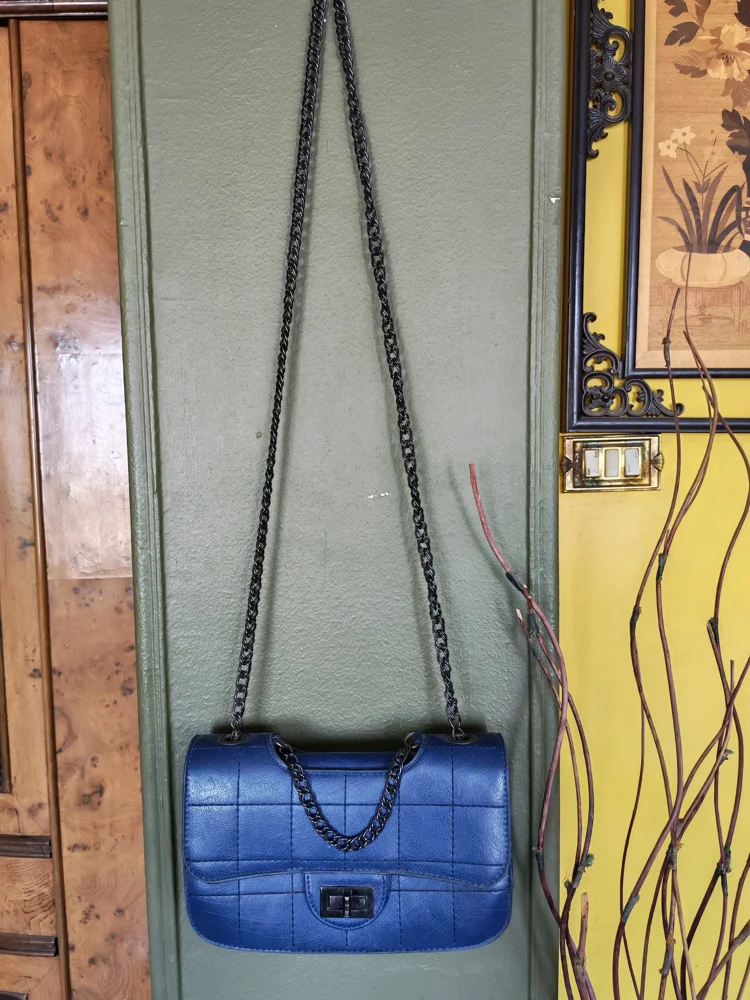 Cross-Body Bags