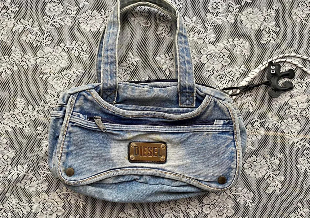 Diesel Shoulder Bags