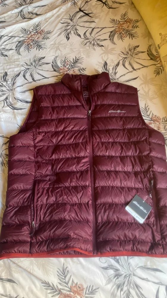 Eddie Bauer Vests, New with tags, size XL, photo 2
