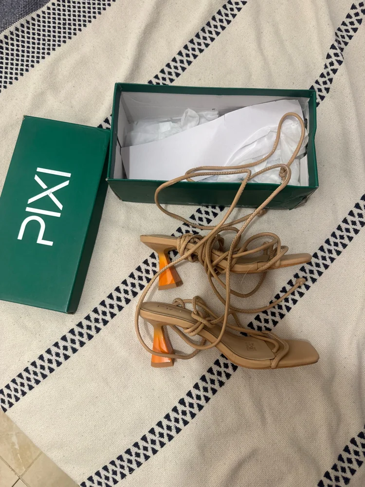 Pixi Sandals, size 36