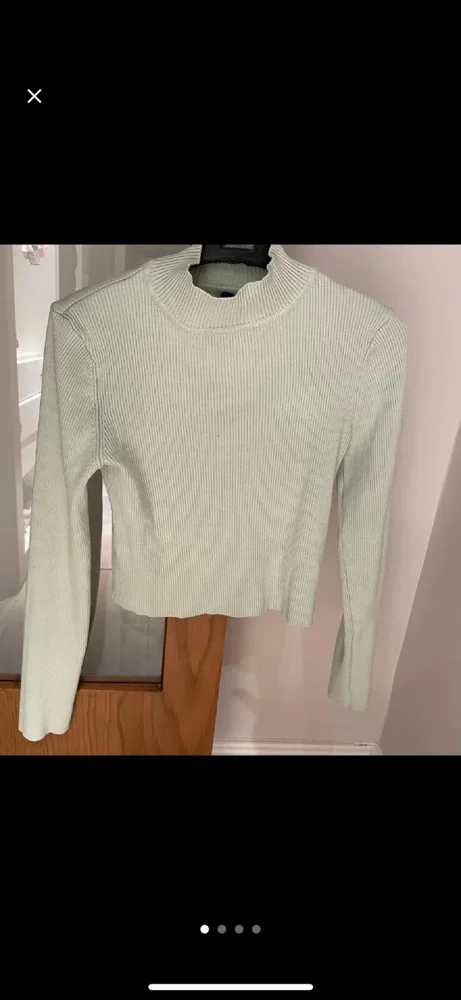 H&M سويترات وبلوفرات