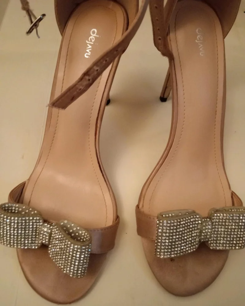 deja vu Sandals