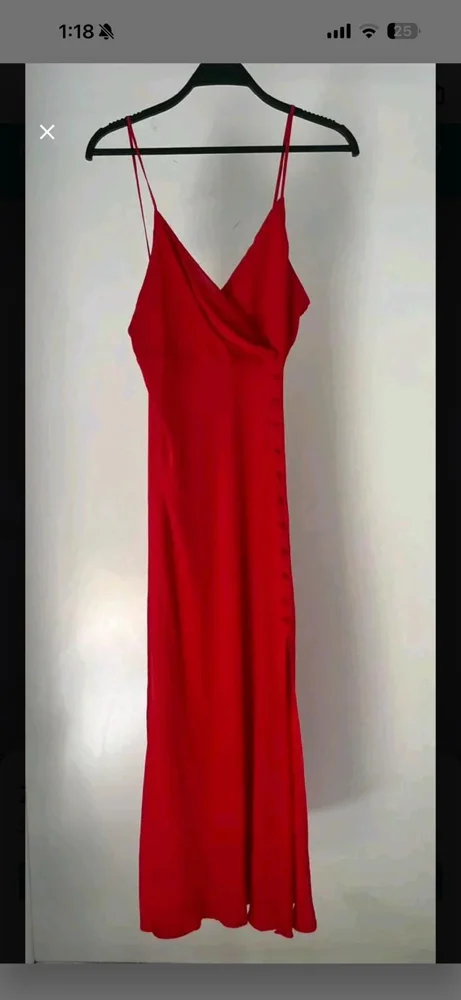 Zara فساتين طويلة