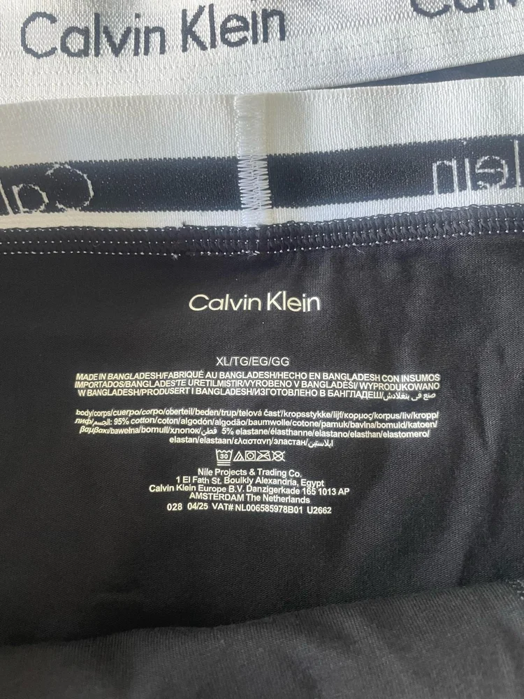 Calvin Klein Shorts, size XL, photo 2