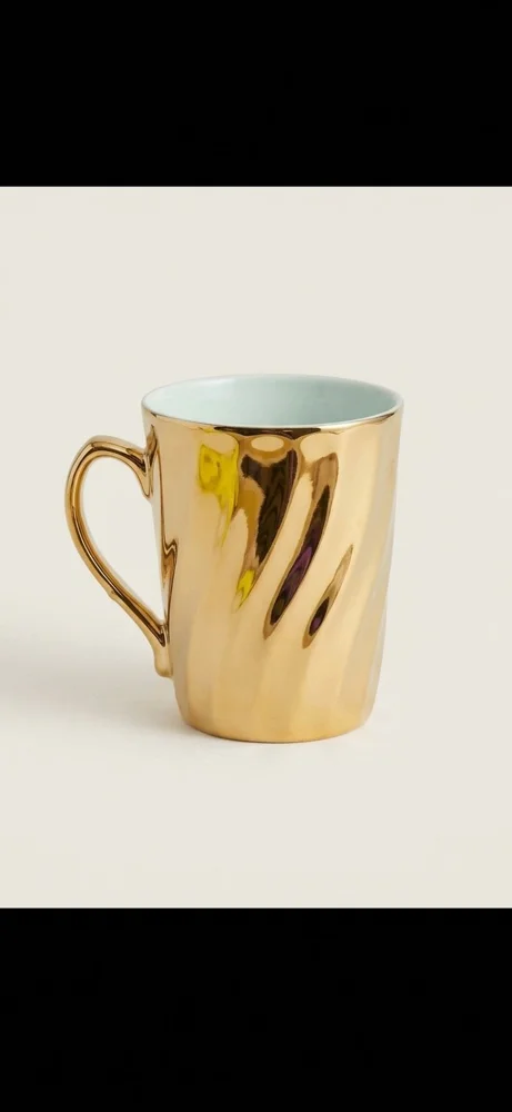 Mugs, Candles & Small Decor