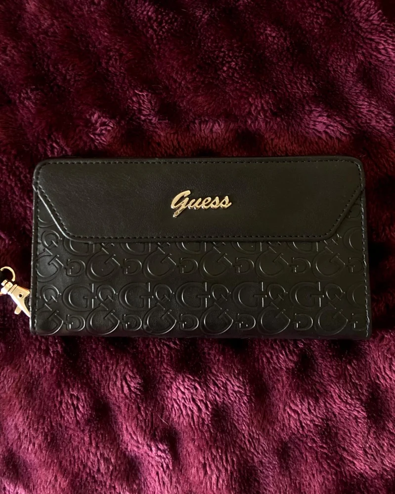 GUESS Wallets