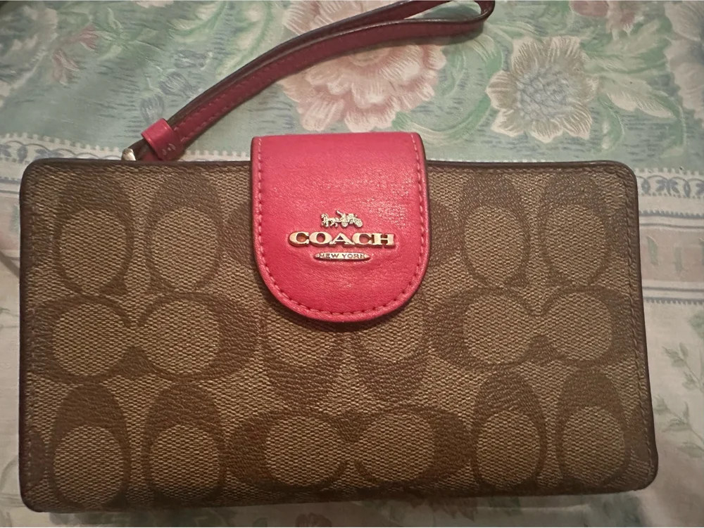 Coach Wallets & Cardholders