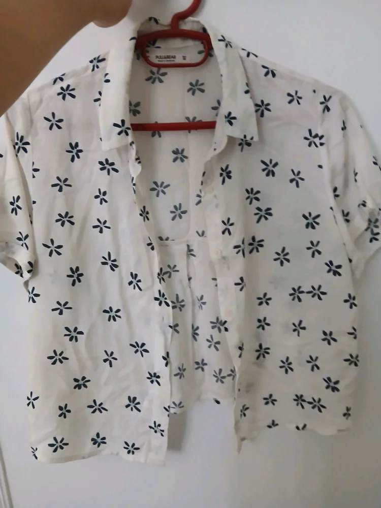 Pull & Bear Crop Tops