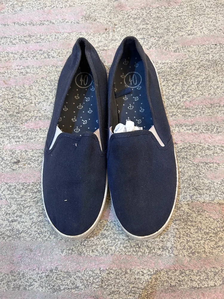 New Yorker Sneakers