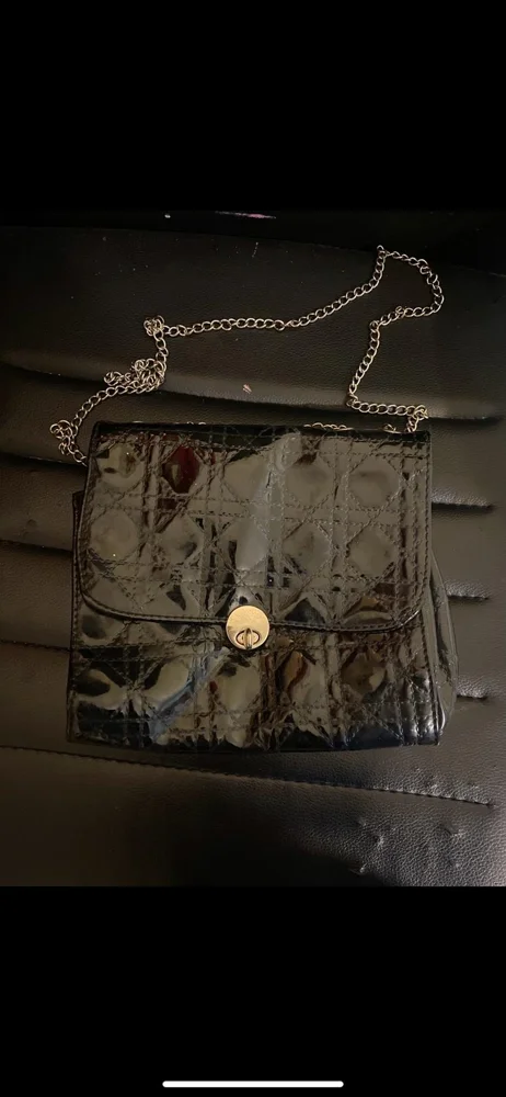 Cross-Body Bags
