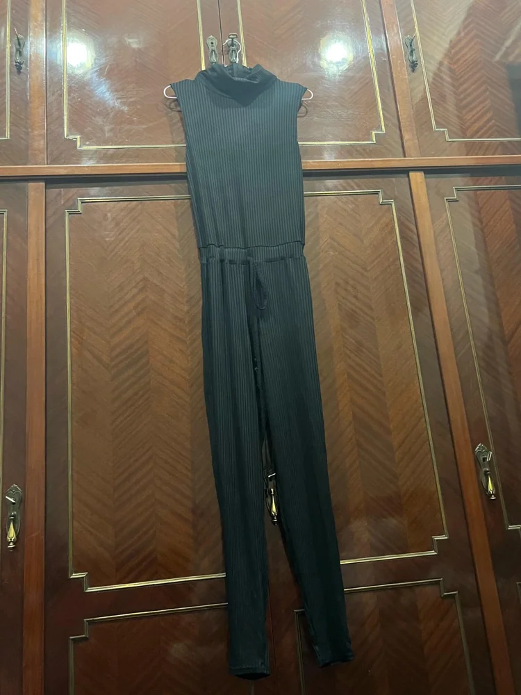 Suits, size L / 40 / 12