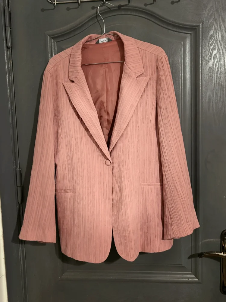Max Suits