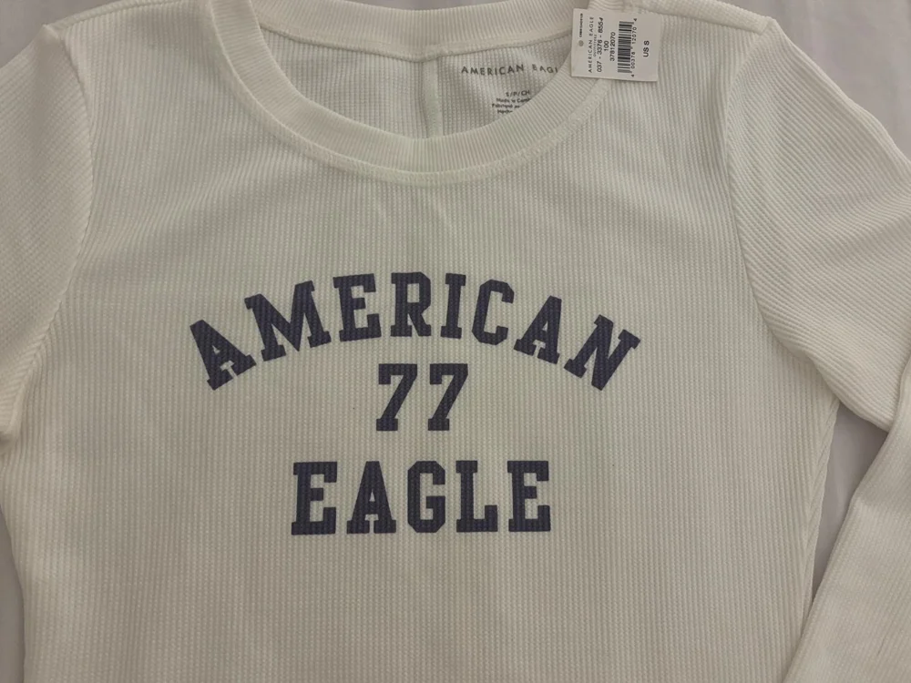 American Eagle Sweaters & Pullovers