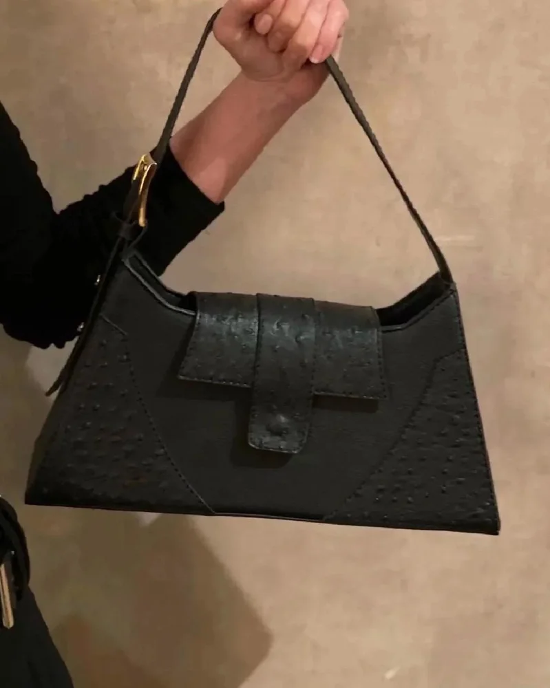 Shoulder Bags