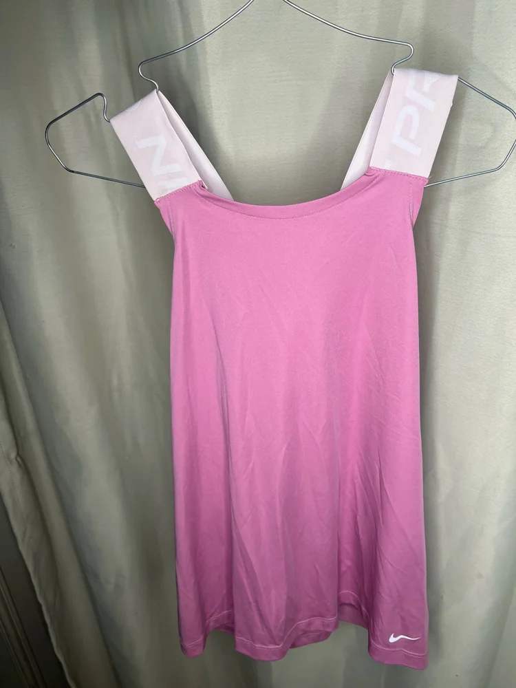 Nike Tank Tops