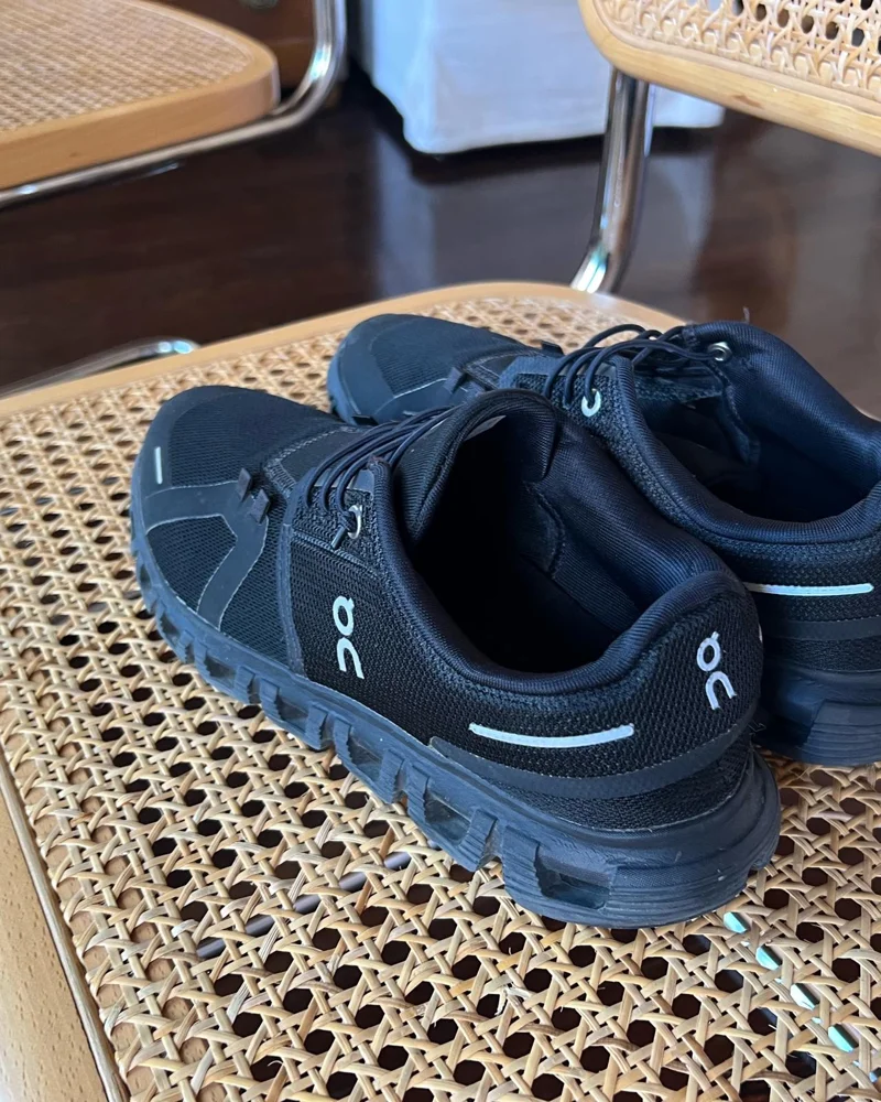 Sneakers, size 39, photo 2