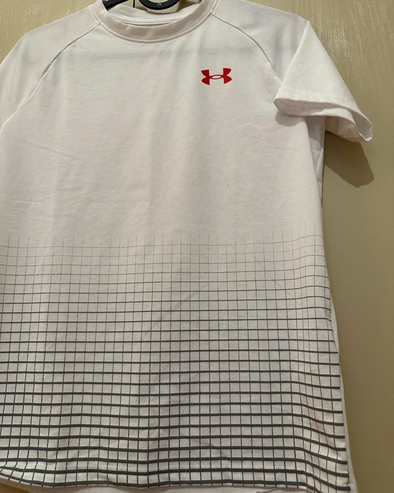 Under Armour Tops