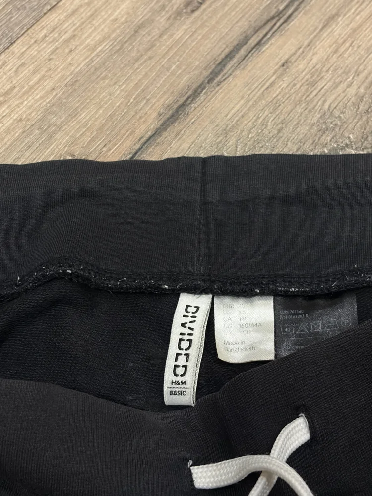 H&M Shorts, size XS / 34 / 6, photo 3