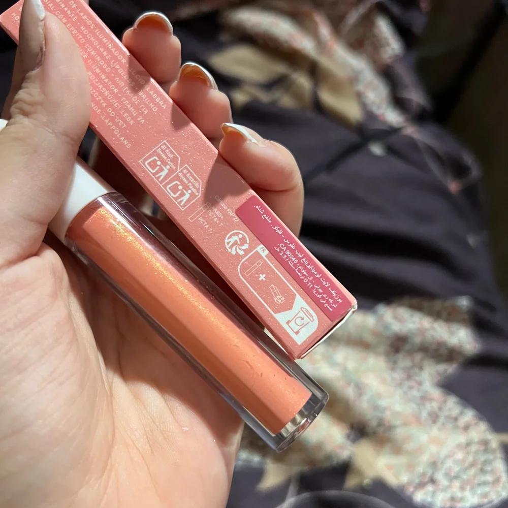 Lips, size Other, photo 2