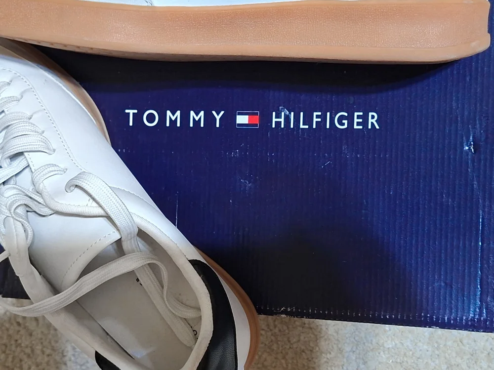 Tommy Hilfiger Sneakers, New with tags, size 41, photo 2