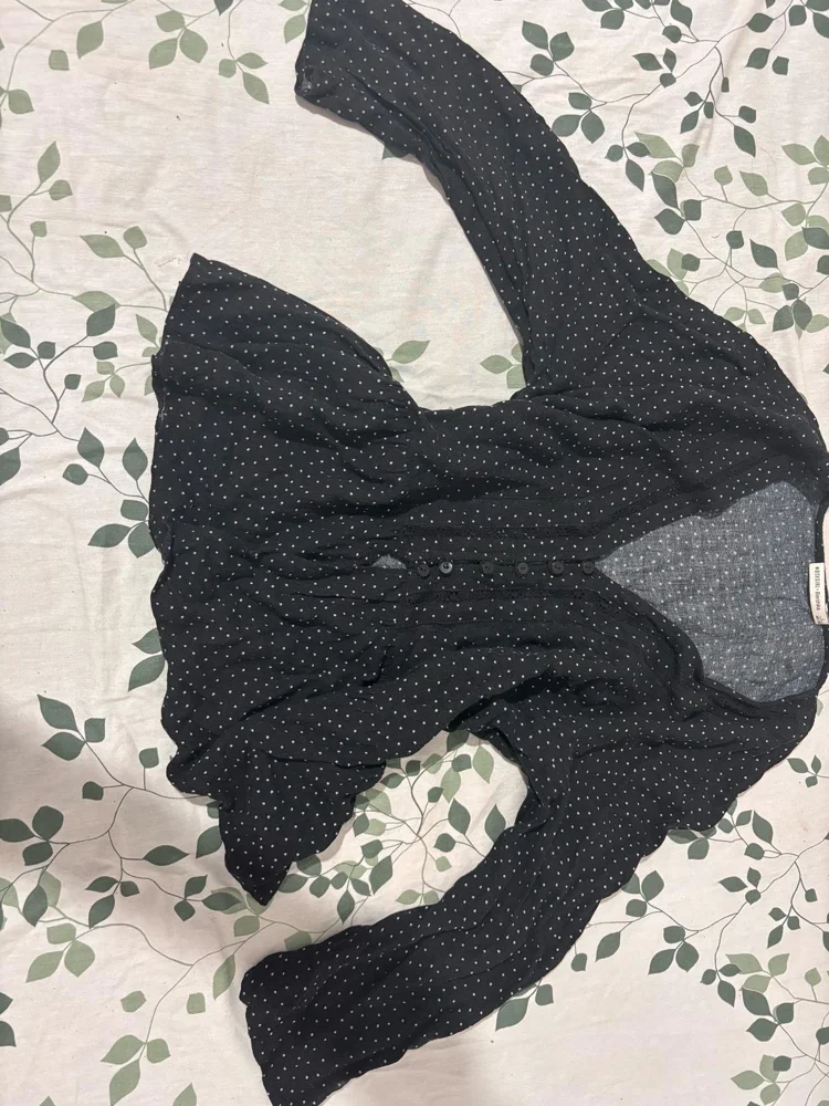 Bershka بلوزات