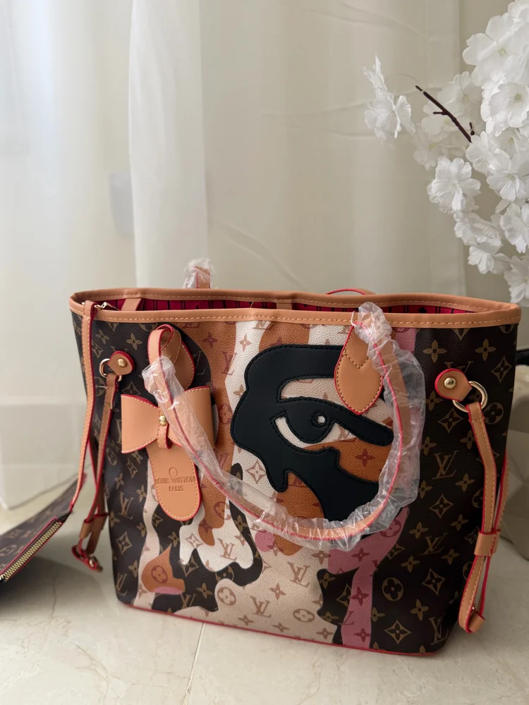 Louis Vuitton Tote Bag, size Other, photo 3
