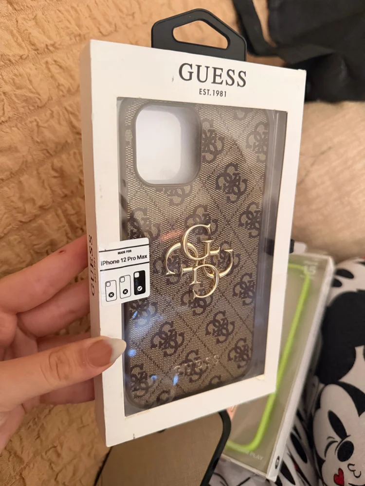 GUESS Phone Cases, New with tags, size S / 36 / 8, photo 3