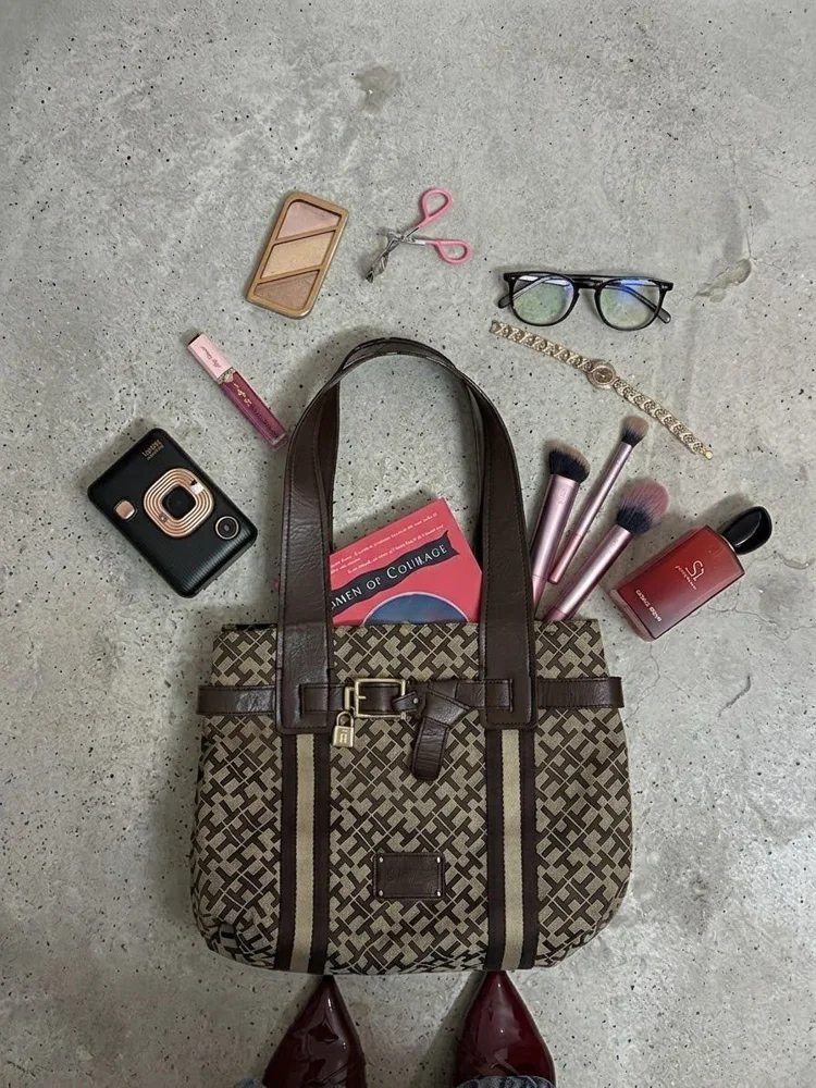 Tommy Hilfiger Handbags