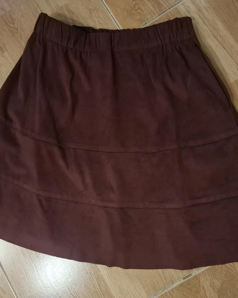 Noisy May Skirts