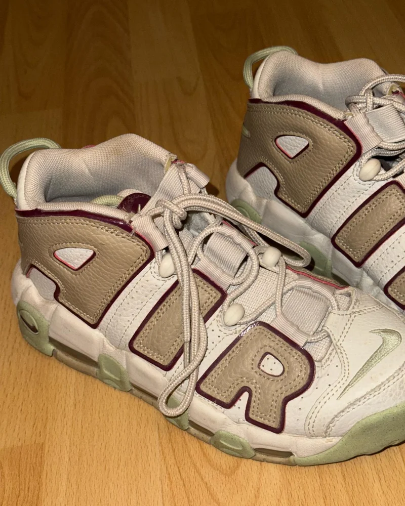 Nike Air Sneakers