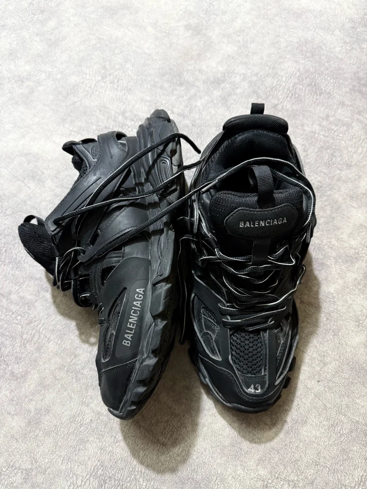 Balenciaga Sneakers, size 43, photo 4
