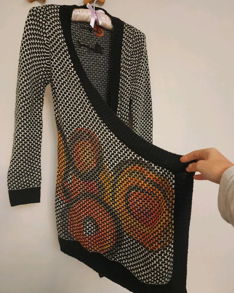 Desigual سويترات وبلوفرات