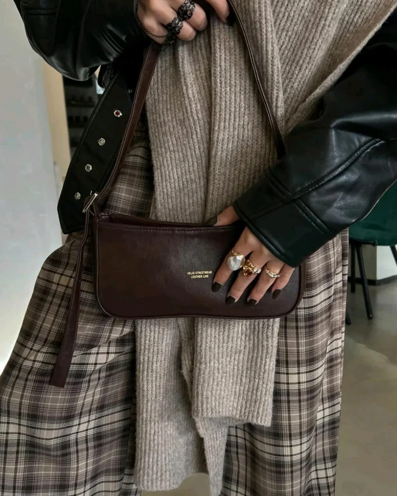 Helio Shoulder Bag