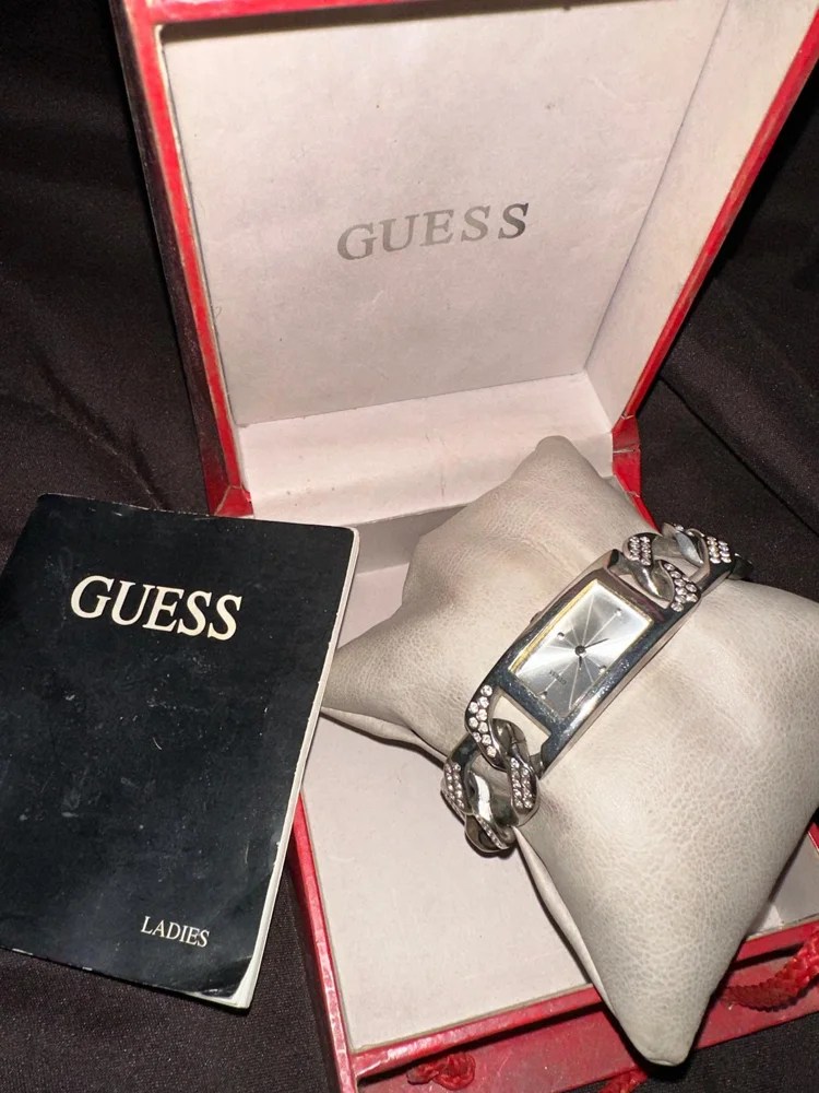 GUESS Watches