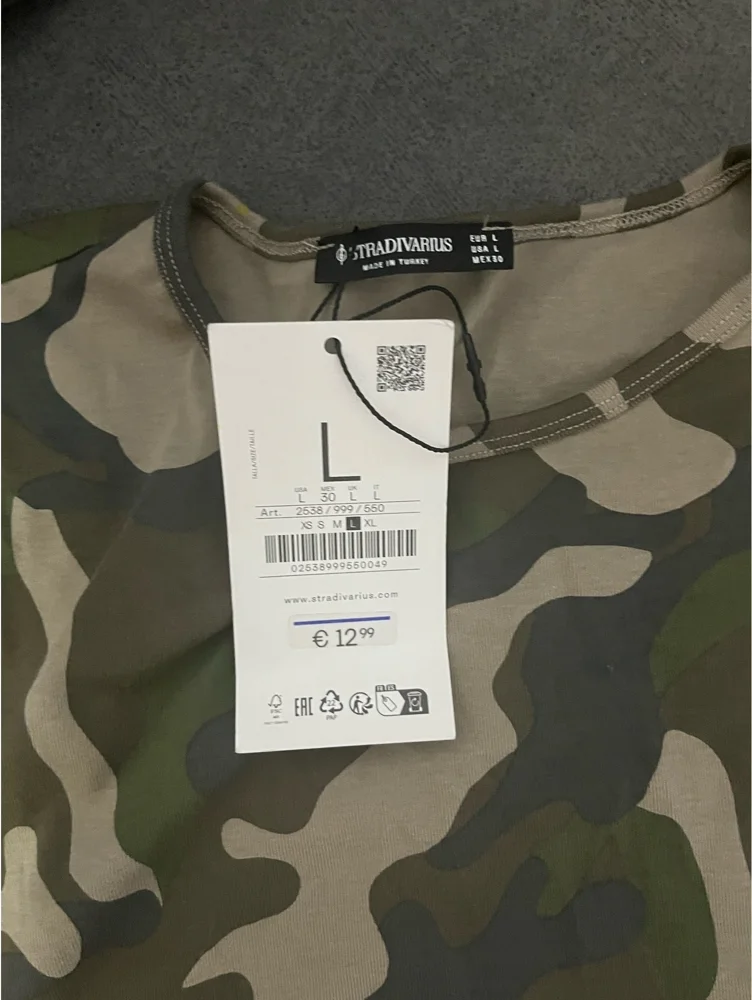 Stradivarius T-shirts, size L / 40 / 12, photo 2