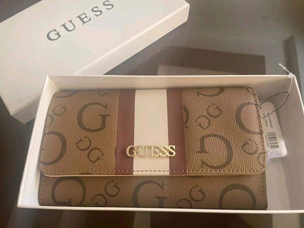 GUESS Wallets & Cardholders
