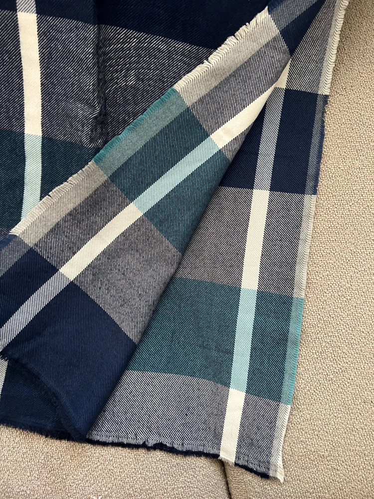 Scarves & Shawls, Excellent, photo 3