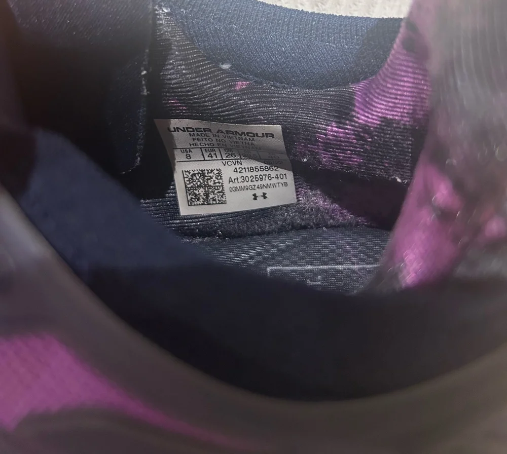 Under Armour سنيكرز، حالة جيدة جداً، مقاس 41، صورة 4