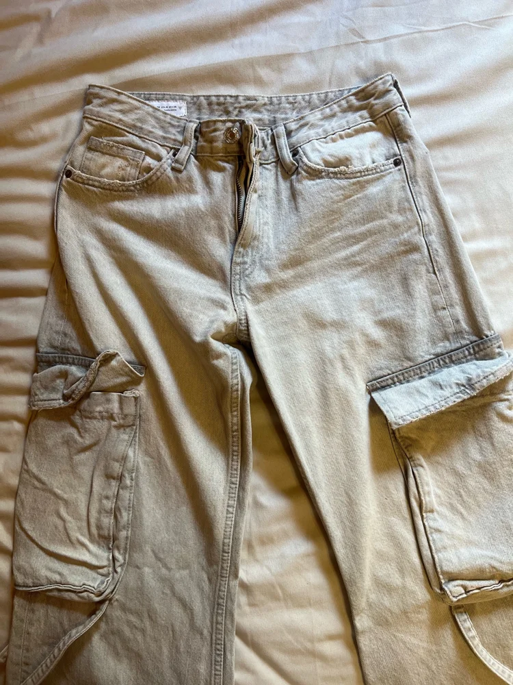 Zara Jeans