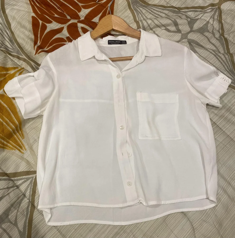 Bershka بلوزات