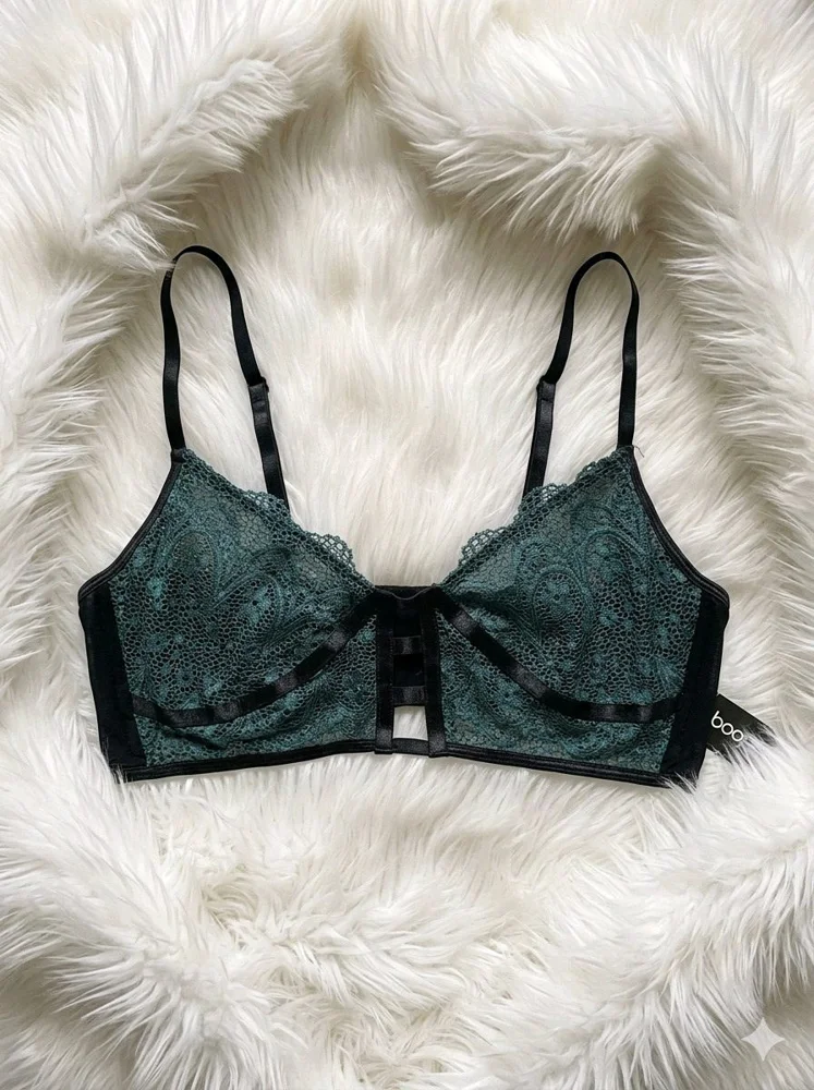 PrettyLittleThing Bras, size L / 40 / 12, photo 3