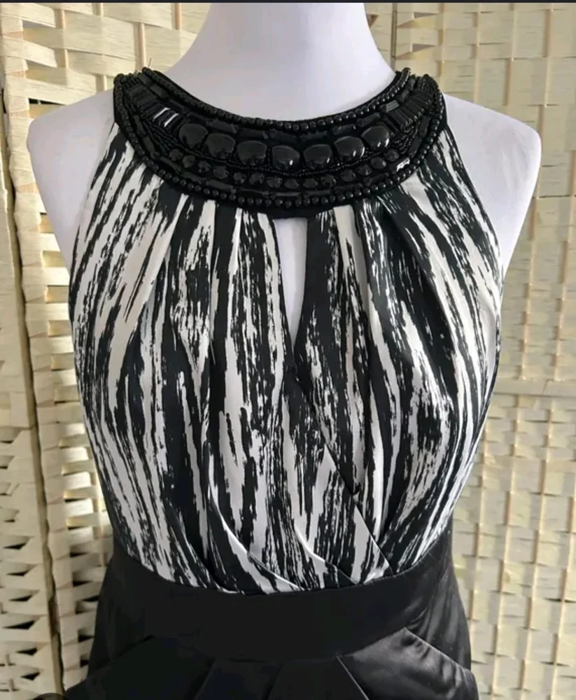 Midi Dresses